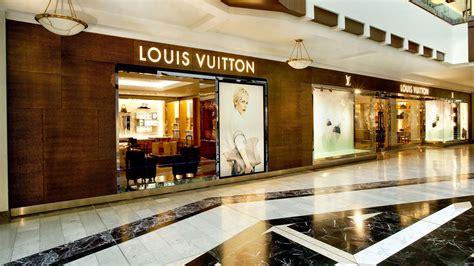 louis vuitton riverside square|louis vuitton hackensack square.